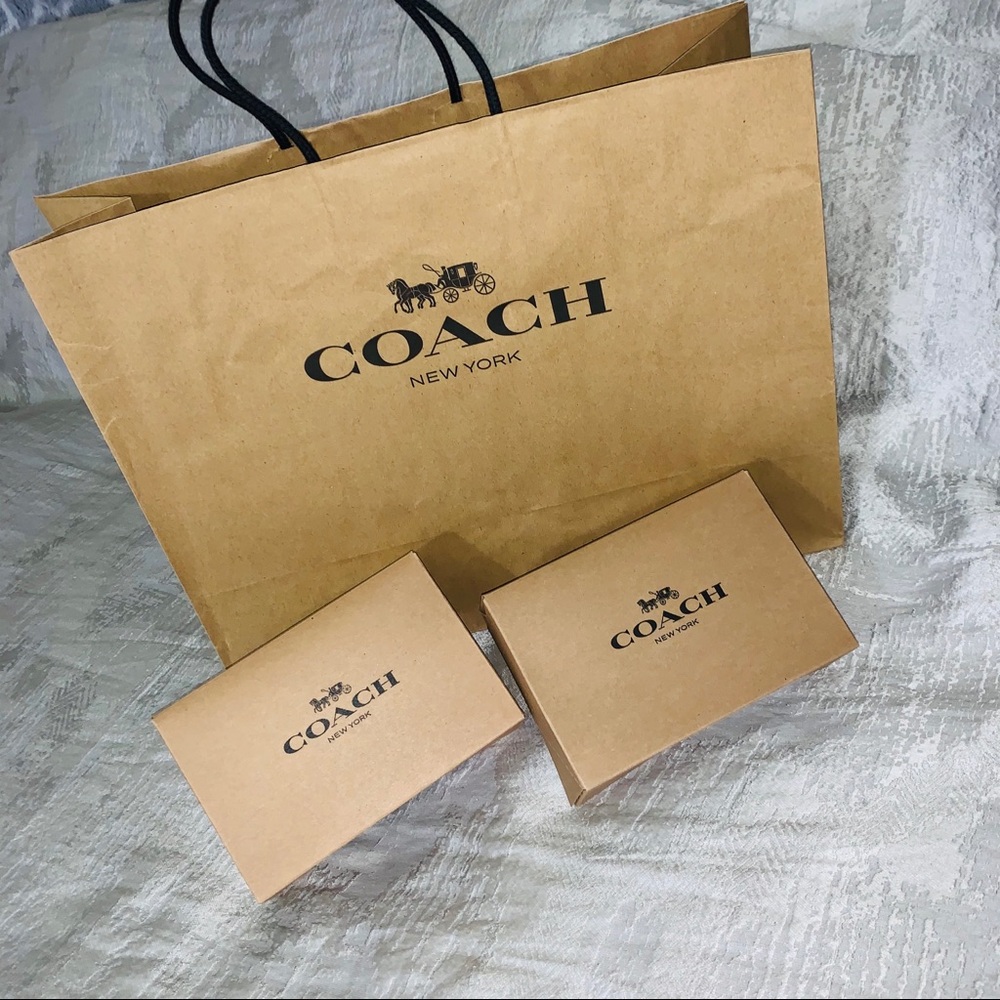 🆕 Coach Gift Packaging Set of Three✨
